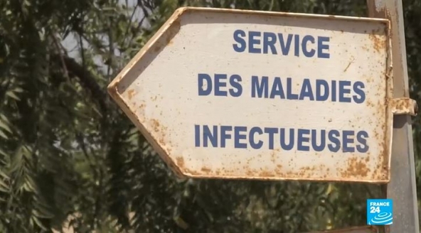 Alors qu'un début de déconfinement commence à s'esquisser dans plusieurs pays d’Europe, la pandémie de Covid-19 continue de faire rage et de tuer massivement dans le monde, notamment aux États-Unis, qui enregistrent le plus lourd bilan avec plus de 30 000 morts. Sur le continent africain, plusieurs pays sont d’ores et déjà touchés par le coronavirus, qui poursuit chaque jour sa progression. L’Afrique est-elle prête à y faire face ? Débat avec nos invités, autour de Raphaël Kahane.