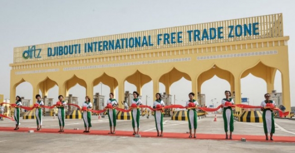 Djibouti a inauguré, jeudi, ce qui doit devenir à terme la plus grande zone franche sur le continent africain. Le pays compte tirer pleinement profit de sa situation stratégique à l'entrée de la mer Rouge et faire croître son PIB de 11 %.