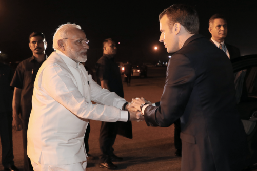 La presse indienne est dithyrambique sur la visite d’État qu’Emmanuel Macron a achevée lundi 12 mars dans le sous-continent. L’accord bilatéral sur l’accès réciproque aux bases navales de l’océan Indien est perçu comme une décision majeure pour freiner les ardeurs de Pékin dans la région.