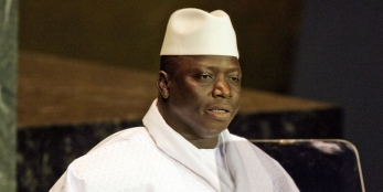 En Gambie, des malades du sida poursuivent l’ex-président Jammeh