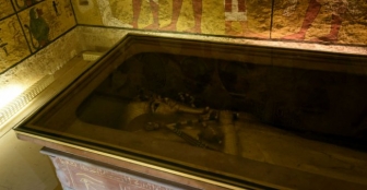 Le tombeau de Toutankhamon n'abrite finalement pas la chambre secrète de Néfertiti