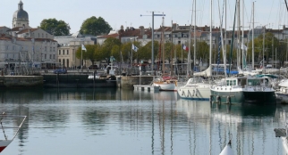 Une femme en tue une autre d’un coup de couteau à La Rochelle