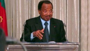 Cameroun: Paul Biya apparaît à la télé et ne dit rien sur son état de santé
